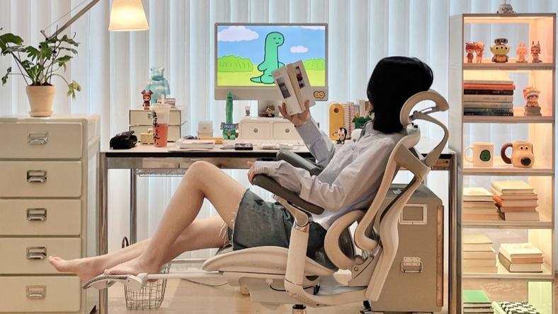 靠拯救打工人的“废腰”,他们赚了20个亿